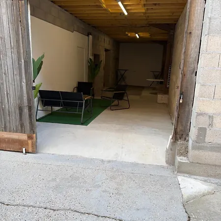 Studio, Atypique *